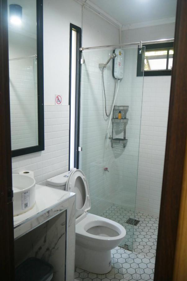 Big Elk Steak House - Homestay Trat Dış mekan fotoğraf